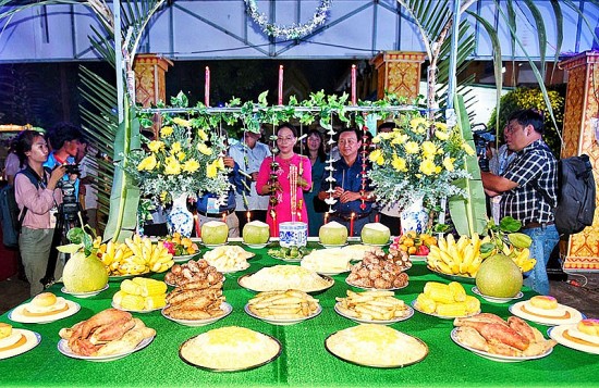 le cung trang net dep van hoa truyen thong cua dong bao khmer