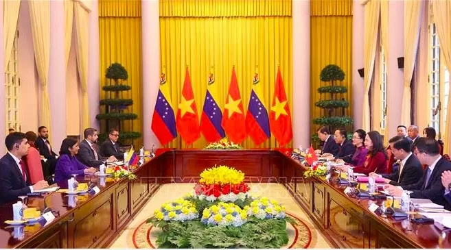 Phó Chủ tịch nước Võ Thị Ánh Xuân hội đàm với Phó Tổng thống thường trực Venezuela