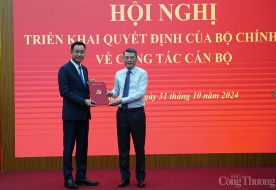 ong le ngoc quang duoc phan cong lam bi thu tinh uy quang binh