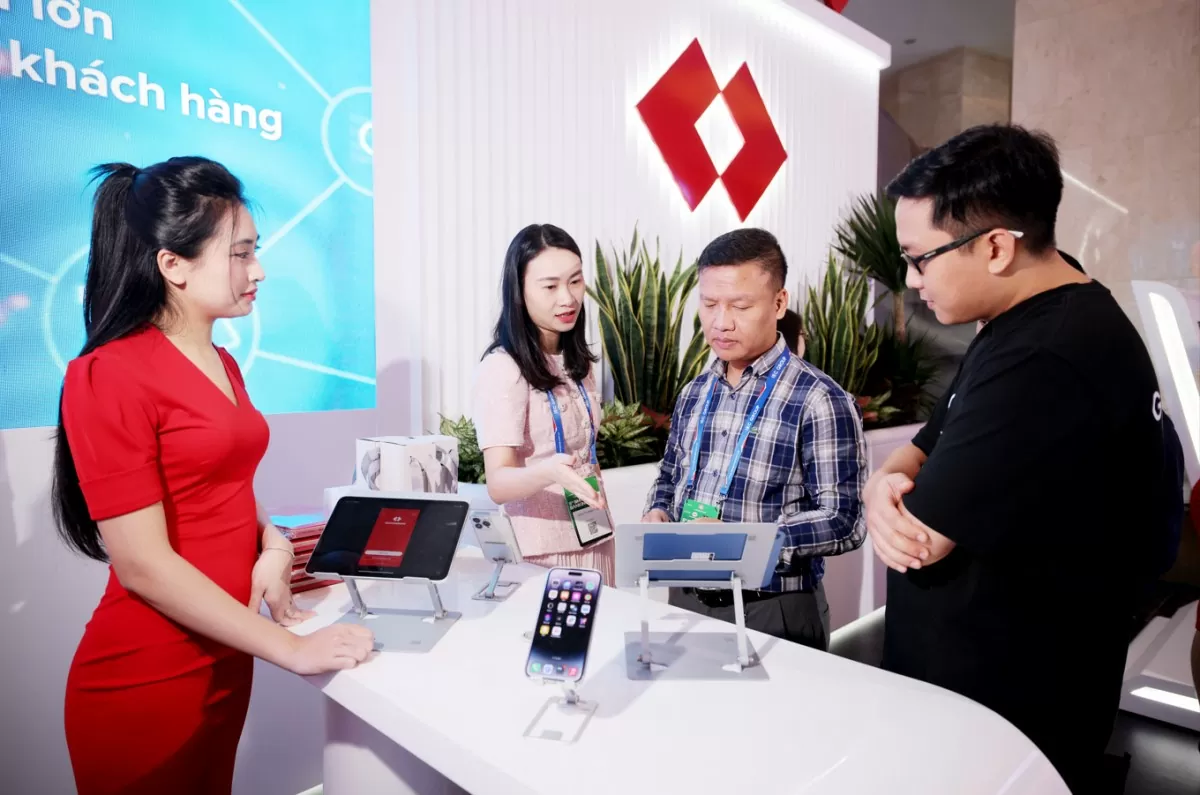 Techcombank tạo dấu ấn tại Smart Banking 2024: Giải pháp ngân hàng số 