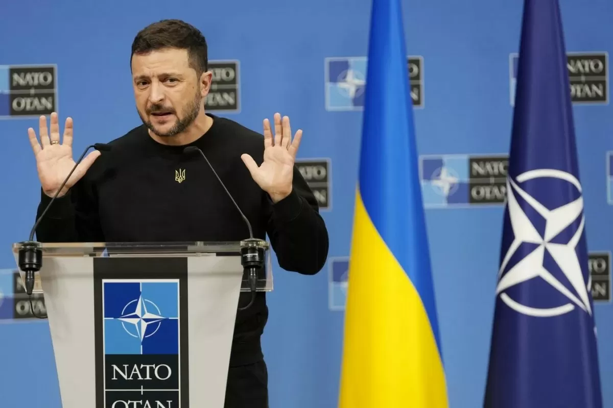 Ông Zelensky lại tính toán sai lầm; phương Tây che đậy quyết định đưa quân tới Ukraine