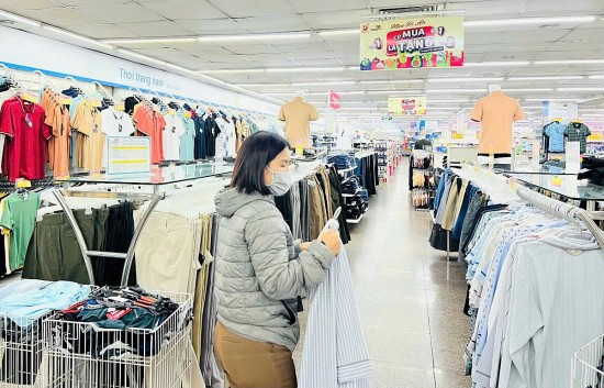 coopmart hue nhieu chuong trinh khuyen mai chia se chi tieu cung khach hang