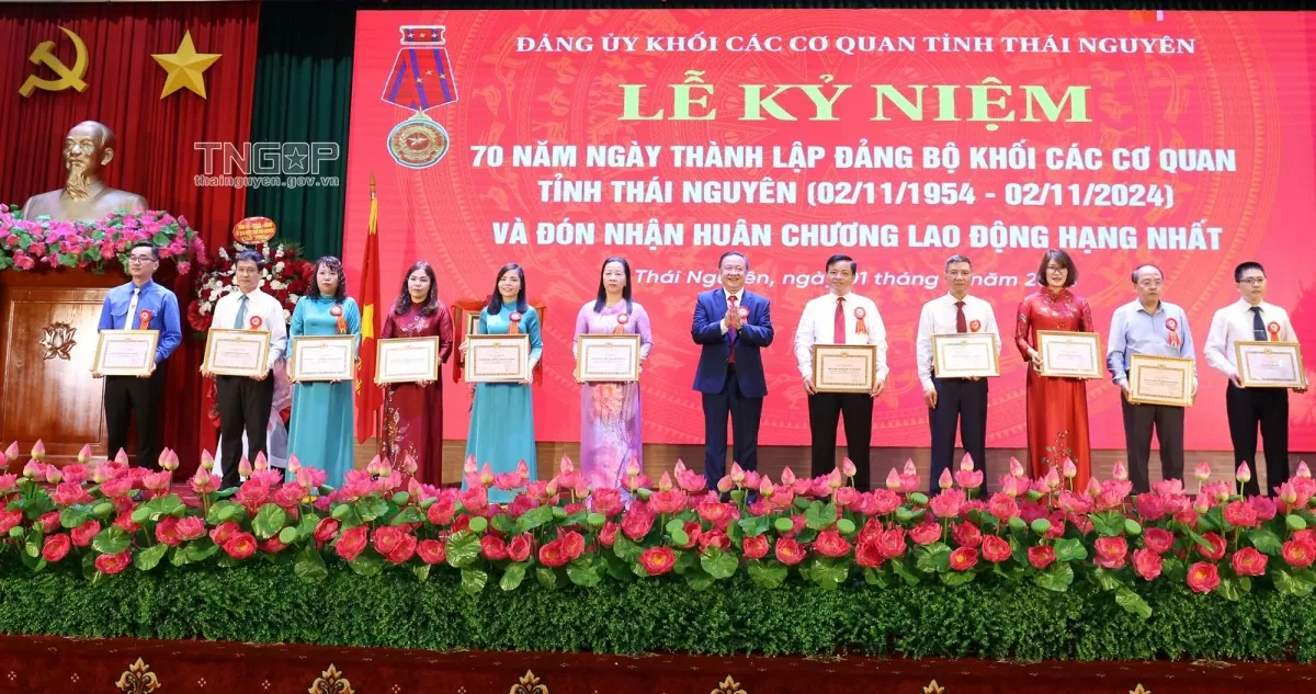 Kỷ niệm 70 năm ngày thành lập Đảng bộ Khối các cơ quan tỉnh Thái Nguyên