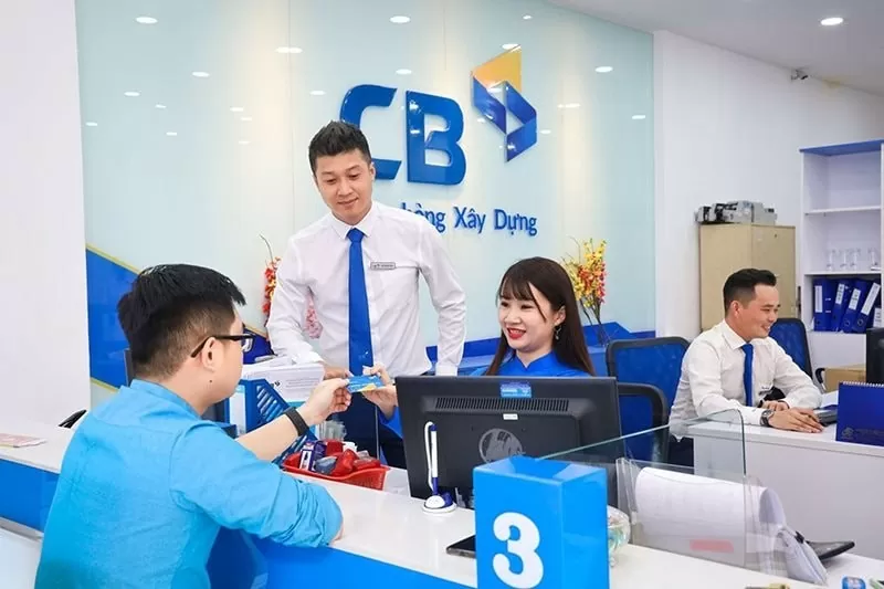 Động thái mới sau chuyển giao bắt buộc của 2 ngân hàng 