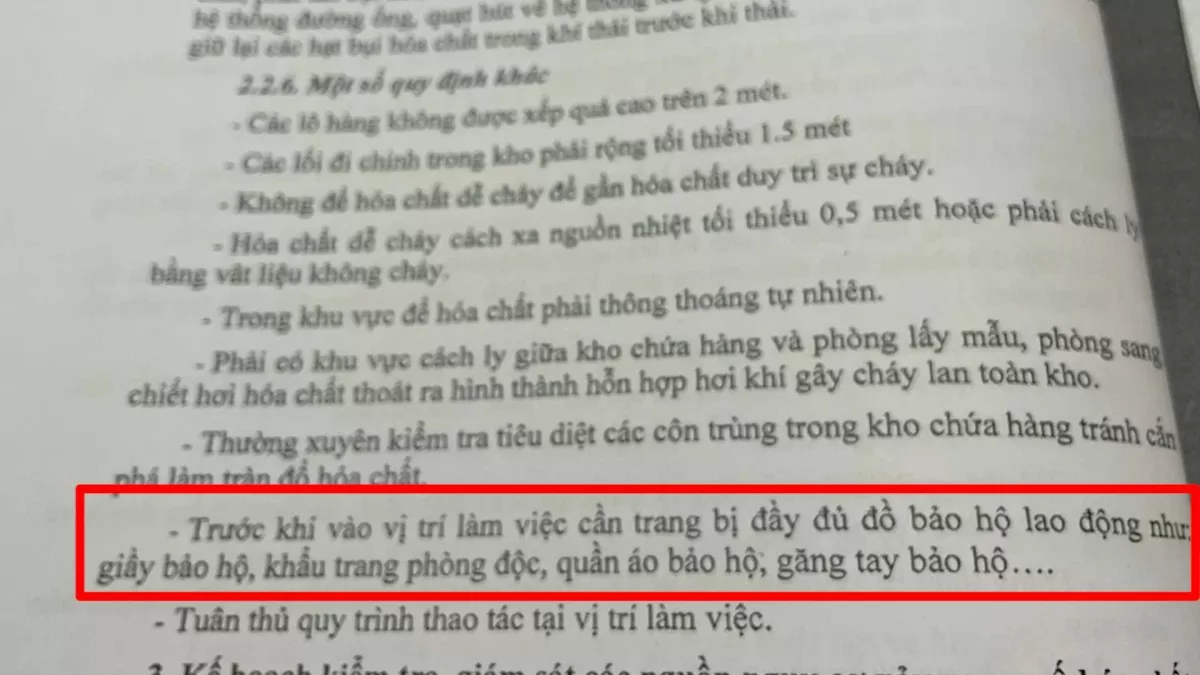 Cận cảnh bốc xếp lưu huỳnh lộ thiên nguy cơ gây ô nhiễm môi trường ở Vĩnh Phúc