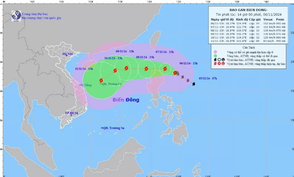 Bão Yinxing di chuyển nhanh, giật cấp 17 hướng vào Biển Đông