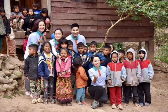 cung huong den nhung tac dong tich cuc va ben vung cho tre em