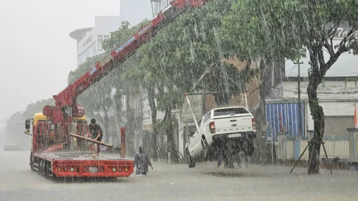 Thừa Thiên Huế: Chủ động ứng phó với bão Yinxing