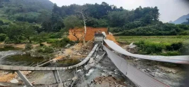 Sập cầu Lũng Cáng, Hà Giang: Người dân mong cầu sớm thi công trở lại