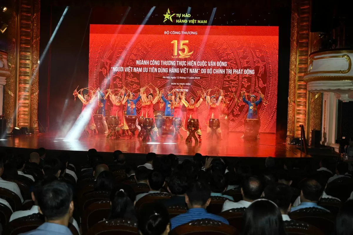 Gala 15 năm ngành Công Thương thực hiện Cuộc vận động Người Việt Nam ưu tiên dùng hàng Việt Nam