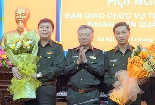 thuong ta nguyen quang huy phu trach truong ban thanh nien quan doi