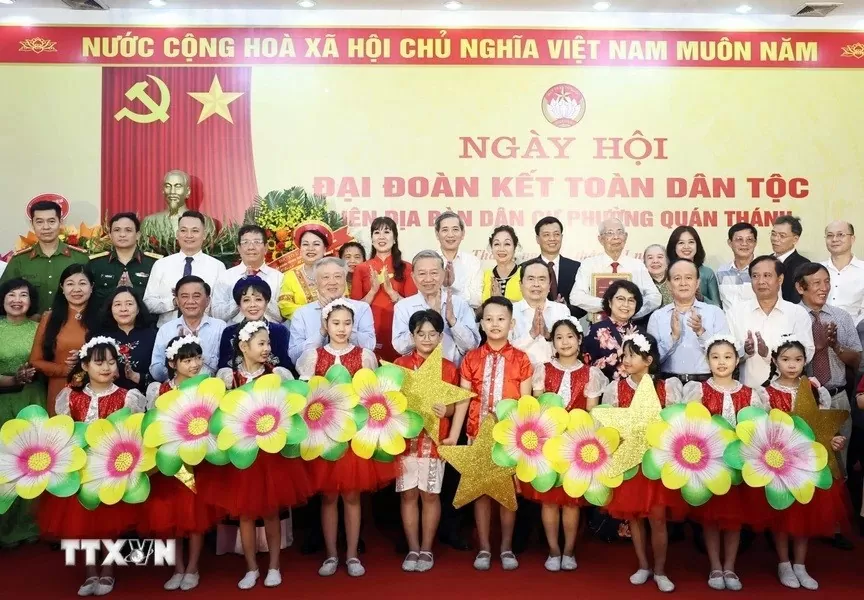 Tổng Bí thư Tô Lâm dự Ngày hội Đại đoàn kết toàn dân tộc tại phường Quán Thánh