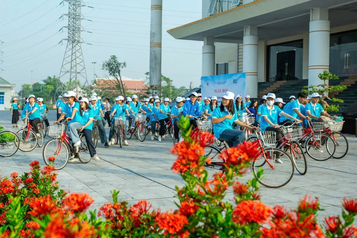 Thanh niên hành động hướng tới mục tiêu trung hòa các-bon