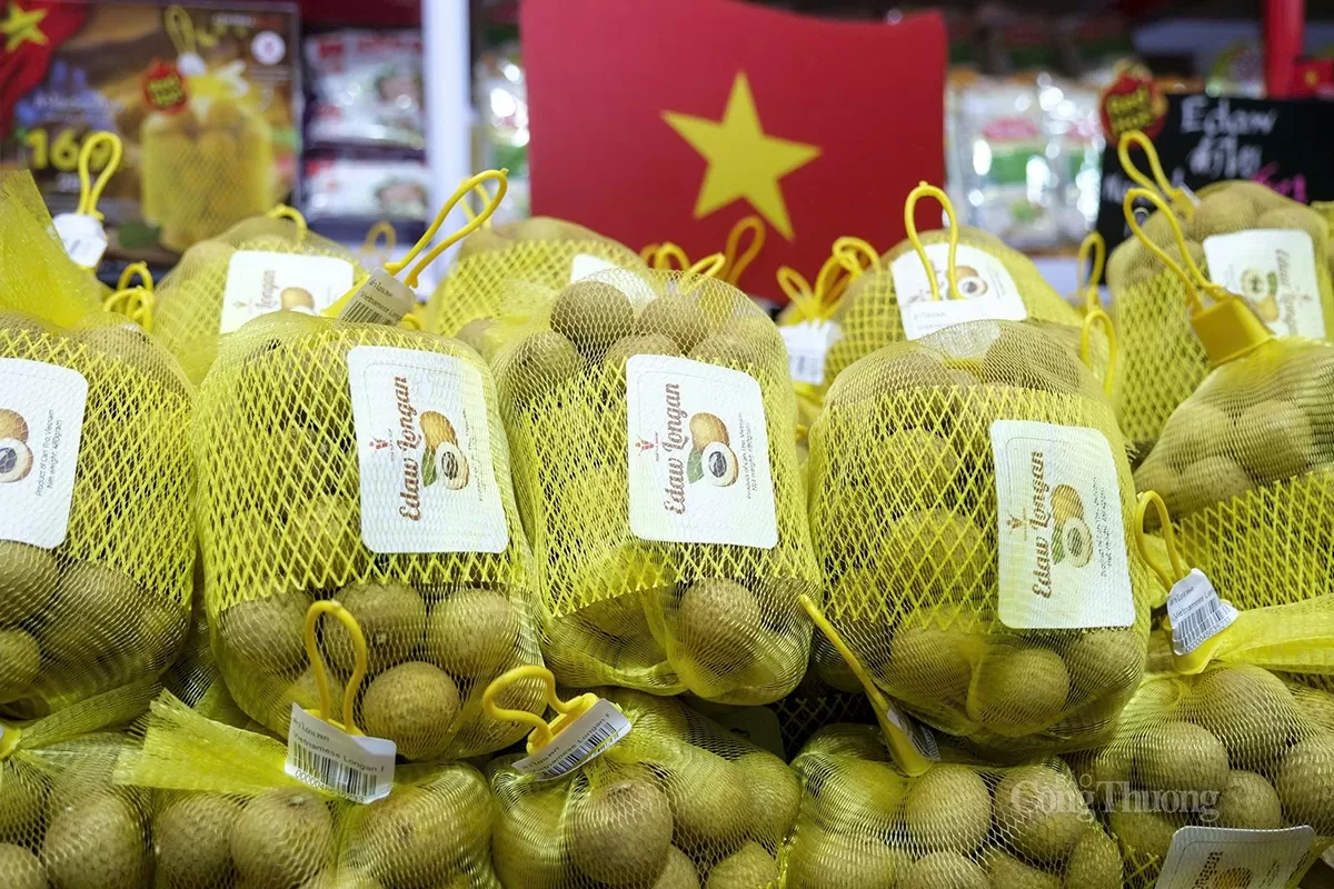 Vietnamese longan sold at Thai supermarket