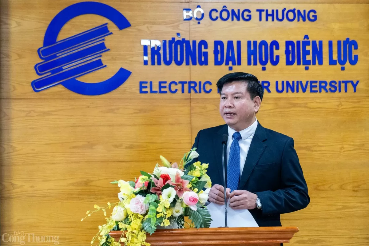 Trường Đại học Điện lực hợp tác đối tác ngoại trong đào tạo nhân lực cho điện gió