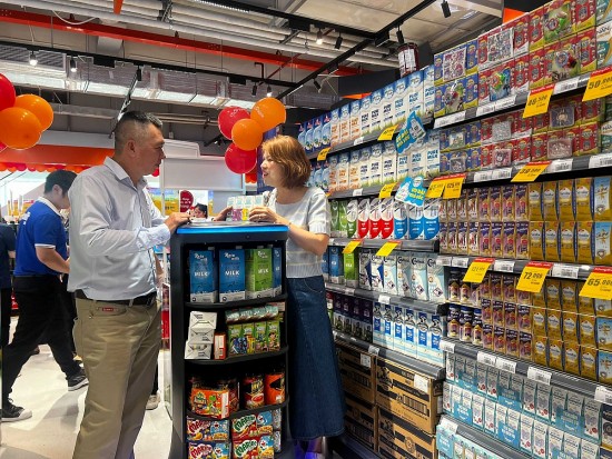 saigon coop khai truong dai sieu thi coopxtra ta quang buu