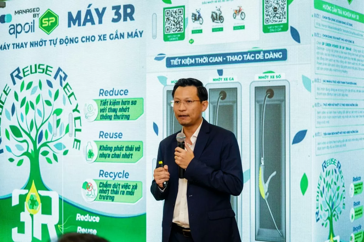 AP Saigon Petro ra mắt máy thay nhớt tự động 3R dành cho xe máy