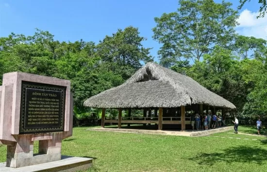 Tuyên Quang: Đẩy mạnh phát triển dịch vụ, thương mại và du lịch vùng đồng bào dân tộc thiểu số miền núi