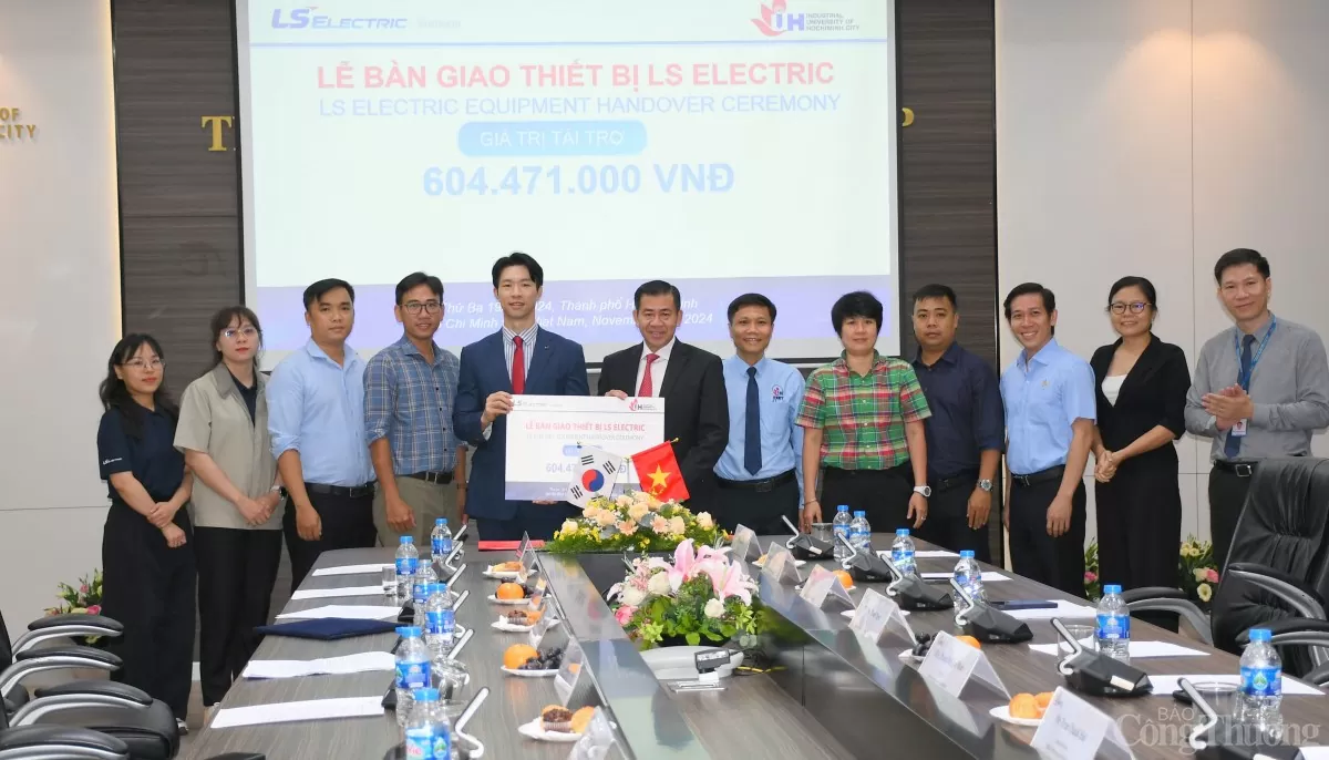 LS Electric Việt Nam tài trợ trang thiết bị cho Trường Đại học Công nghiệp TP. Hồ Chí Minh