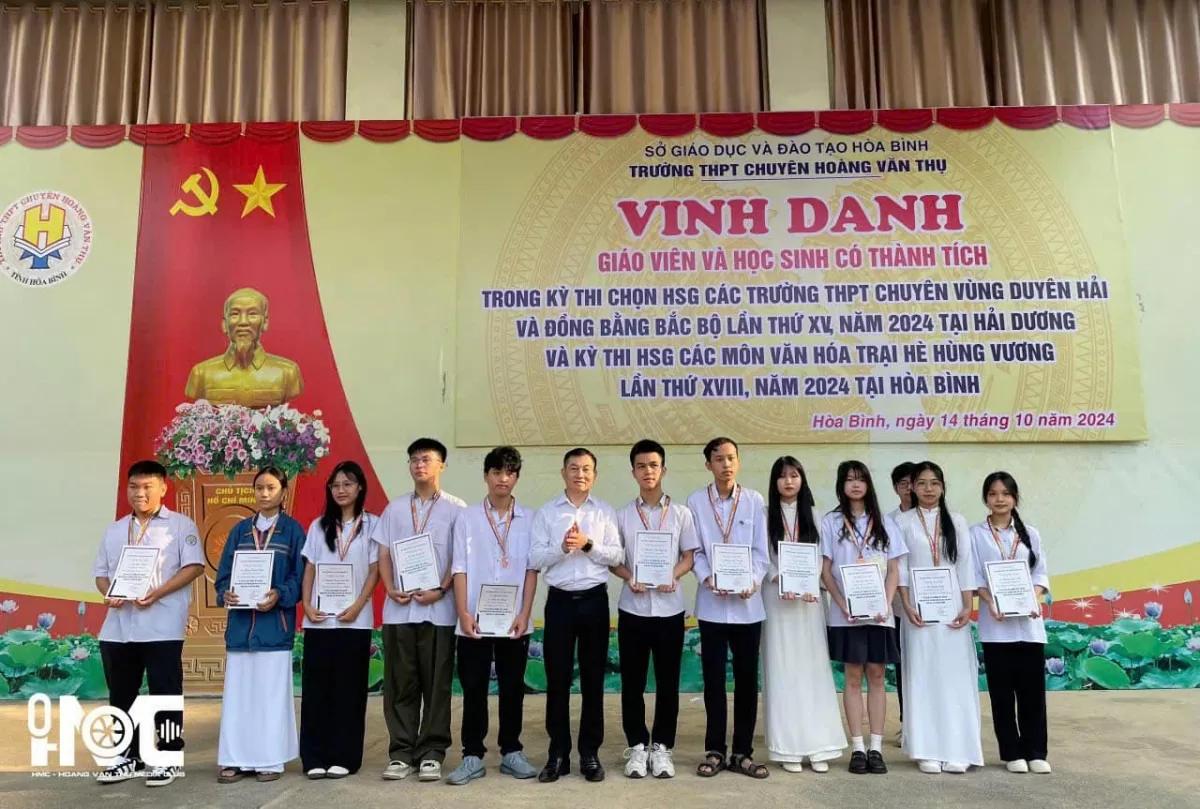 Trường THPT chuyên Hoàng Văn Thụ: Cánh chim đầu đàn của ngành giáo dục Hoà Bình