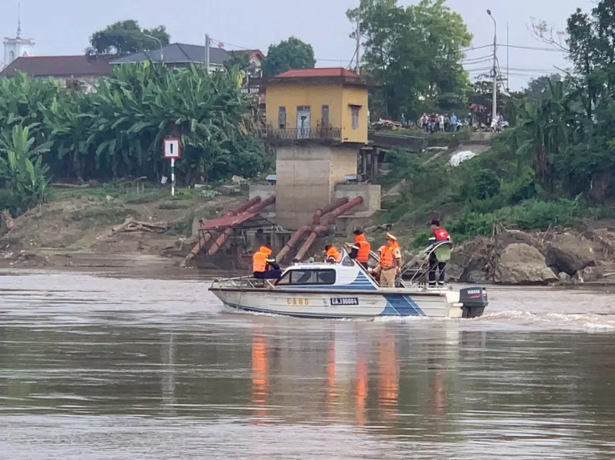 Vụ học sinh đuối nước tại Phú Thọ: Thủ tướng chỉ đạo nỗ lực tìm kiếm học sinh mất tích