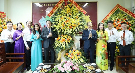 bac giang quyet liet nhieu giai phap dot pha nang cao chat luong giao duc toan dien