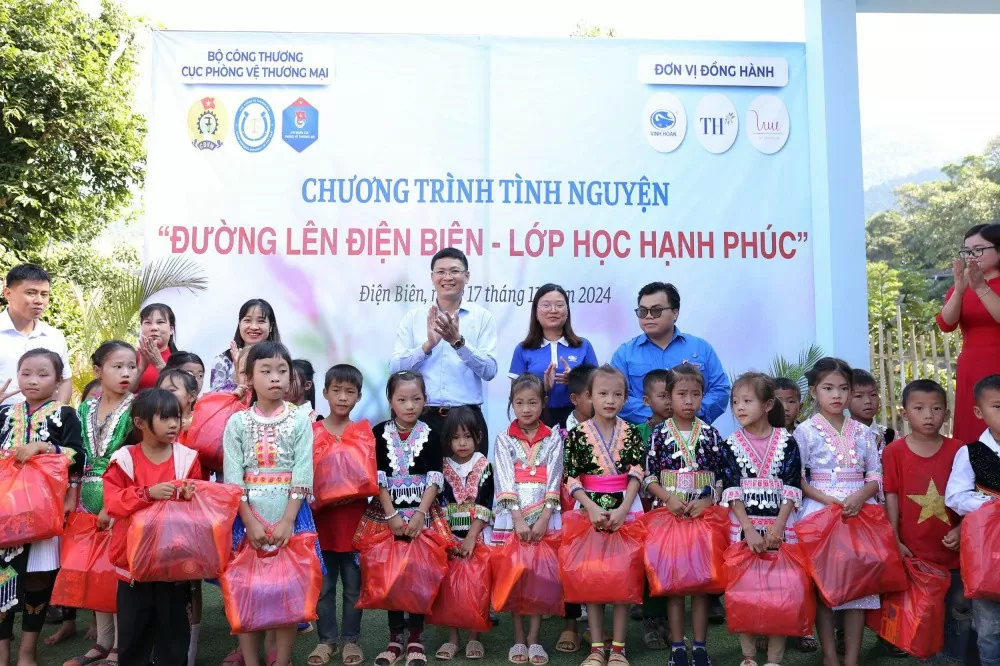 Cục Phòng vệ thương mại khánh thành ‘Lớp học hạnh phúc’ tại Điện Biên