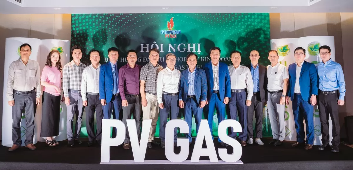 Lãnh đạo PV GAS cùng các lãnh đạo các đơn vị tham gia Hội nghị