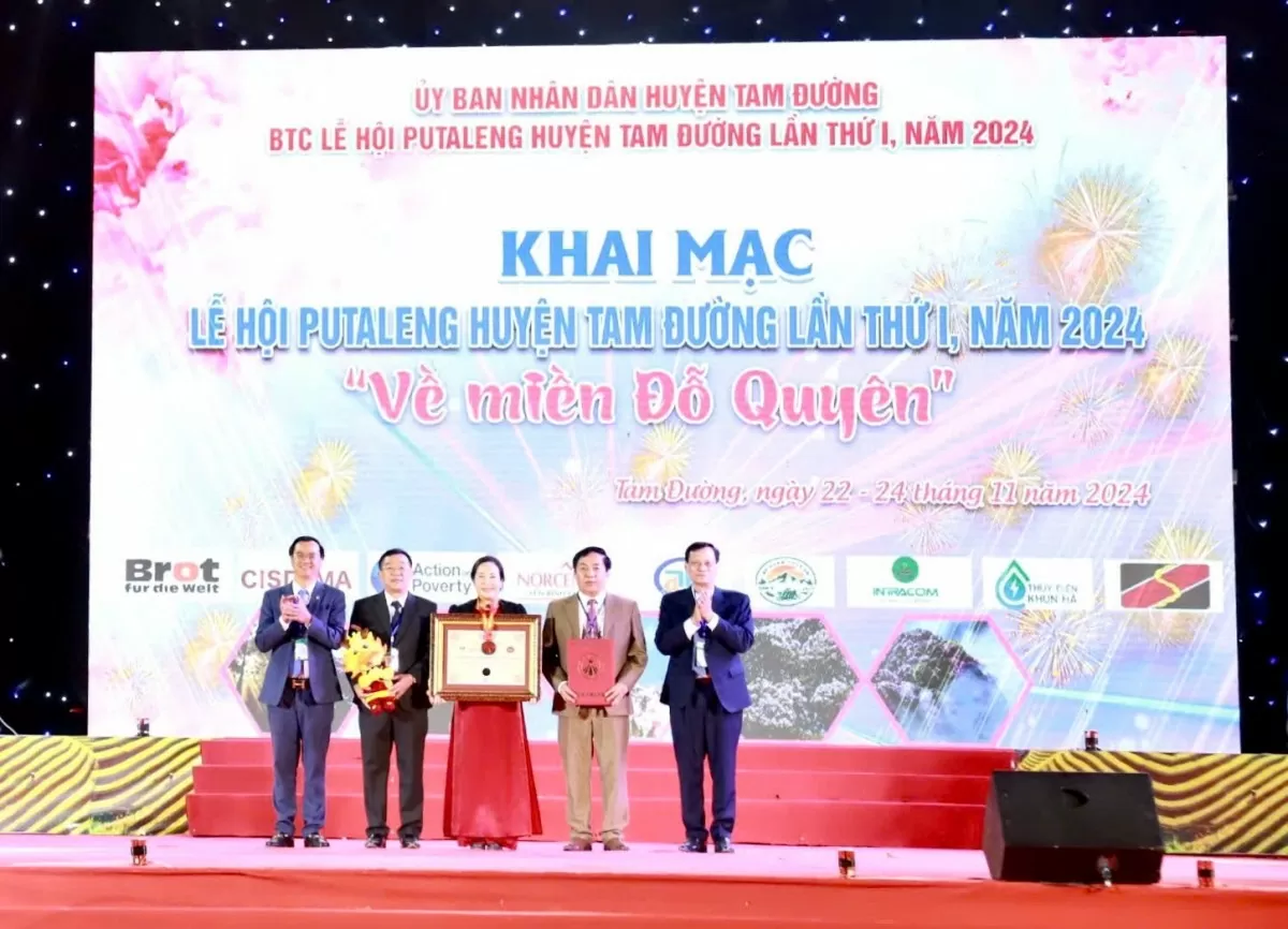 Lai Châu: Khai mạc Lễ hội PuTaLeng “Về miền Đỗ Quyên”