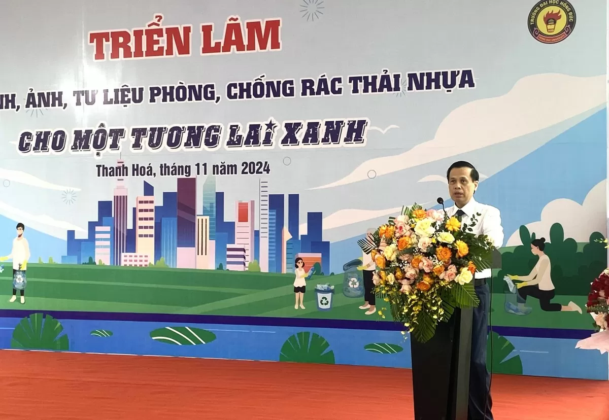 Triển lãm tranh, ảnh, tư liệu tuyên truyền phòng, chống rác thải nhựa tại Thanh Hóa