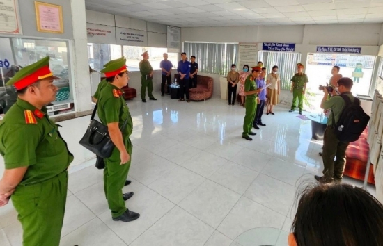binh thuan thu hoi 11 giay phep xe tap lai cai tao trai phep