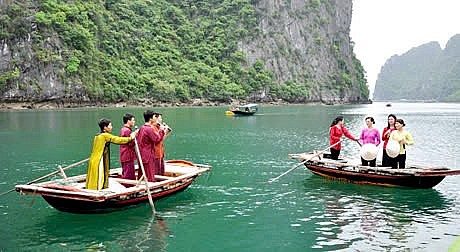 quang ninh phat trien kinh te bien xanh ben vung gan voi bao ton gia tri van hoa