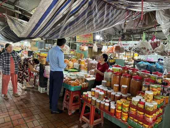 tay ninh 11 thang quan ly thi truong thu ngan sach gan 5 ty dong
