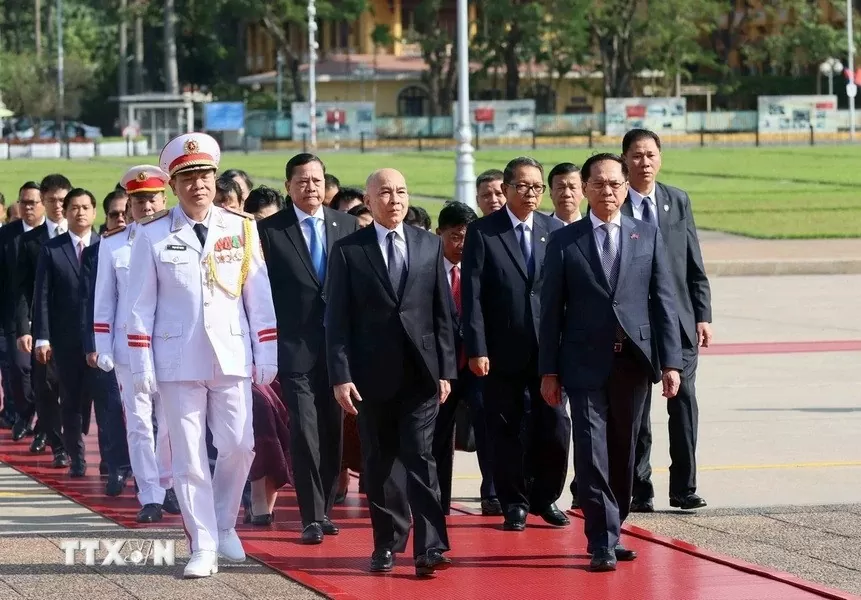 Chủ tịch nước Lương Cường chủ trì lễ đón Quốc vương Campuchia Norodom Sihamoni thăm cấp Nhà nước tới Việt Nam