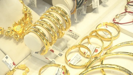 gia vang hom nay 09052025 dong loat giam