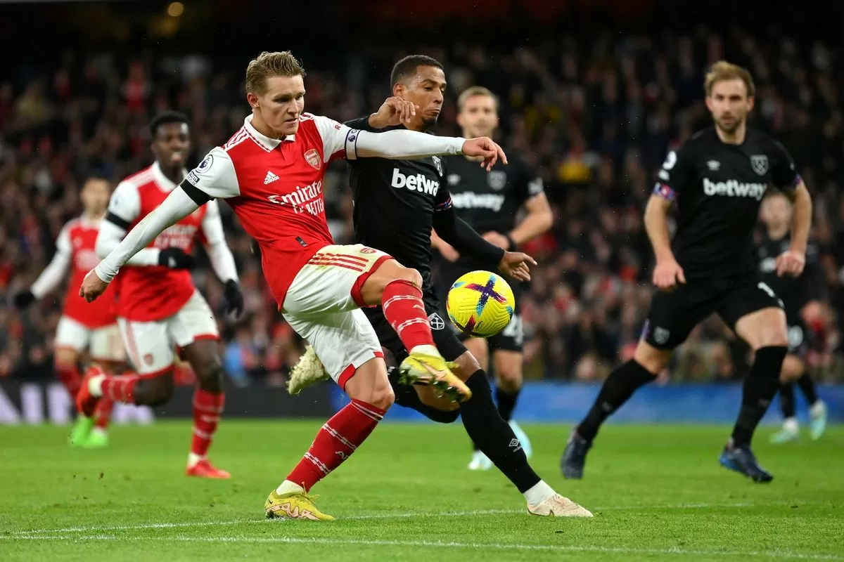 Nhận định bóng đá, dự đoán tỷ số West Ham và Arsenal, 0h30 ngày 1/12, vòng 13 Ngoại hạng Anh