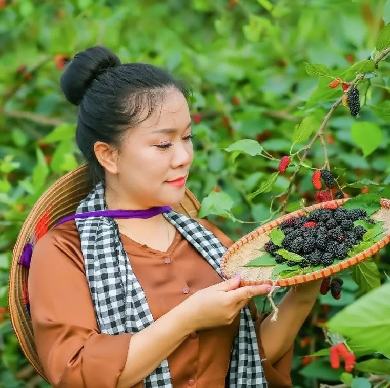 bà Lê Thị Thêm - Chủ tịch Hội đồng quản trị Hợp tác xã sản xuất và kinh doanh Huy Hoàng