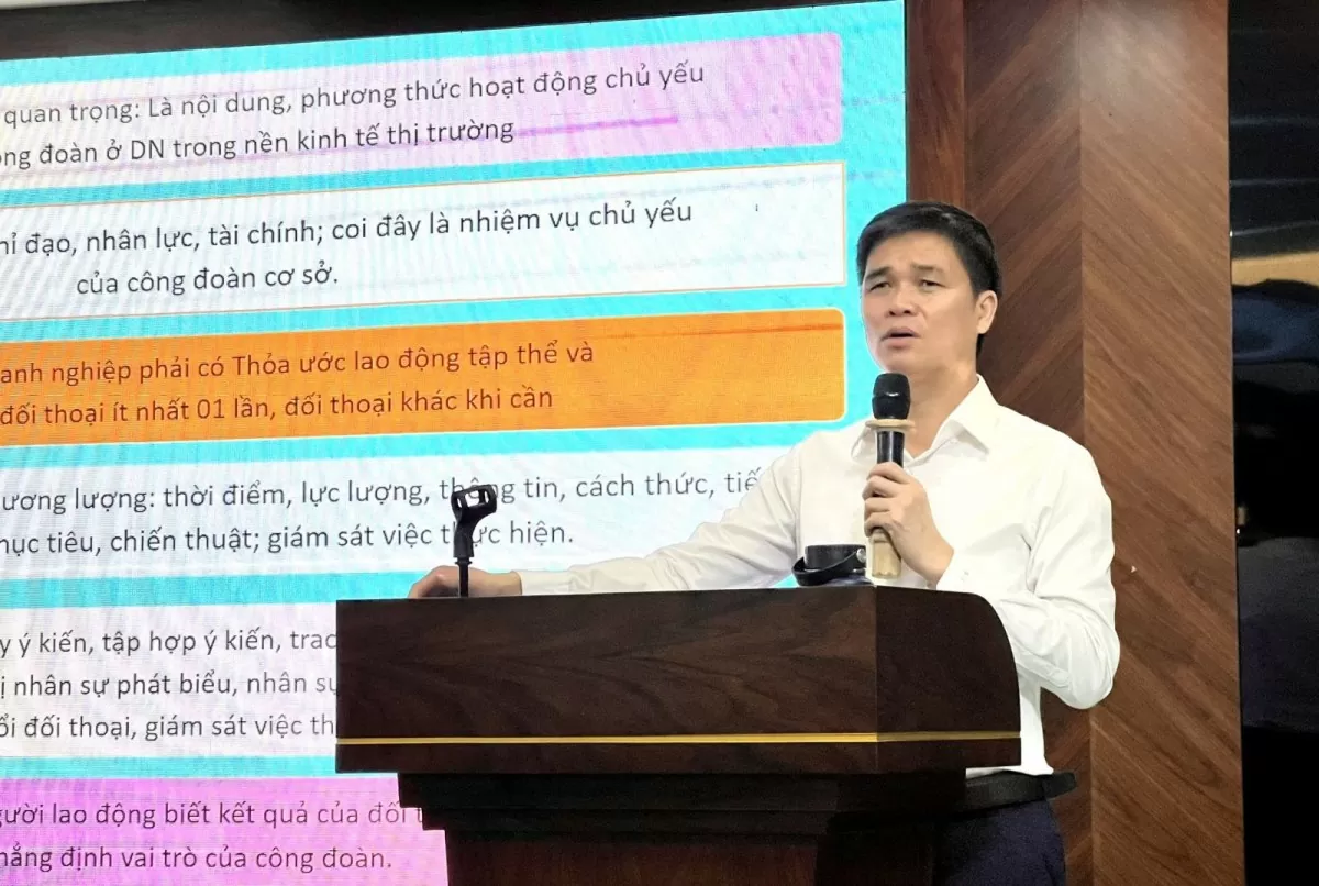 Hội nghị tập huấn trao đổi kinh nghiệm cho cán bộ chủ chốt Công đoàn TKV Hội nghị tập huấn trao đổi kinh nghiệm cho cán bộ chủ chốt Công đoàn TKV