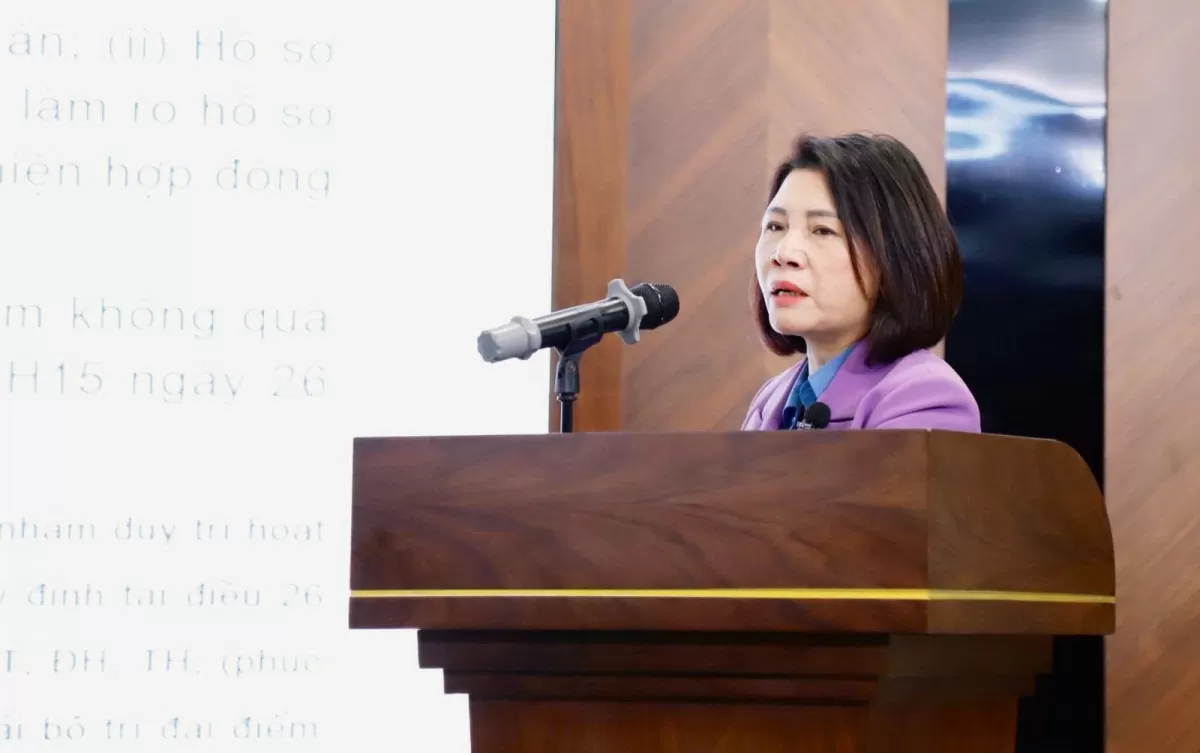 Hội nghị tập huấn trao đổi kinh nghiệm cho cán bộ chủ chốt Công đoàn TKV Hội nghị tập huấn trao đổi kinh nghiệm cho cán bộ chủ chốt Công đoàn TKV