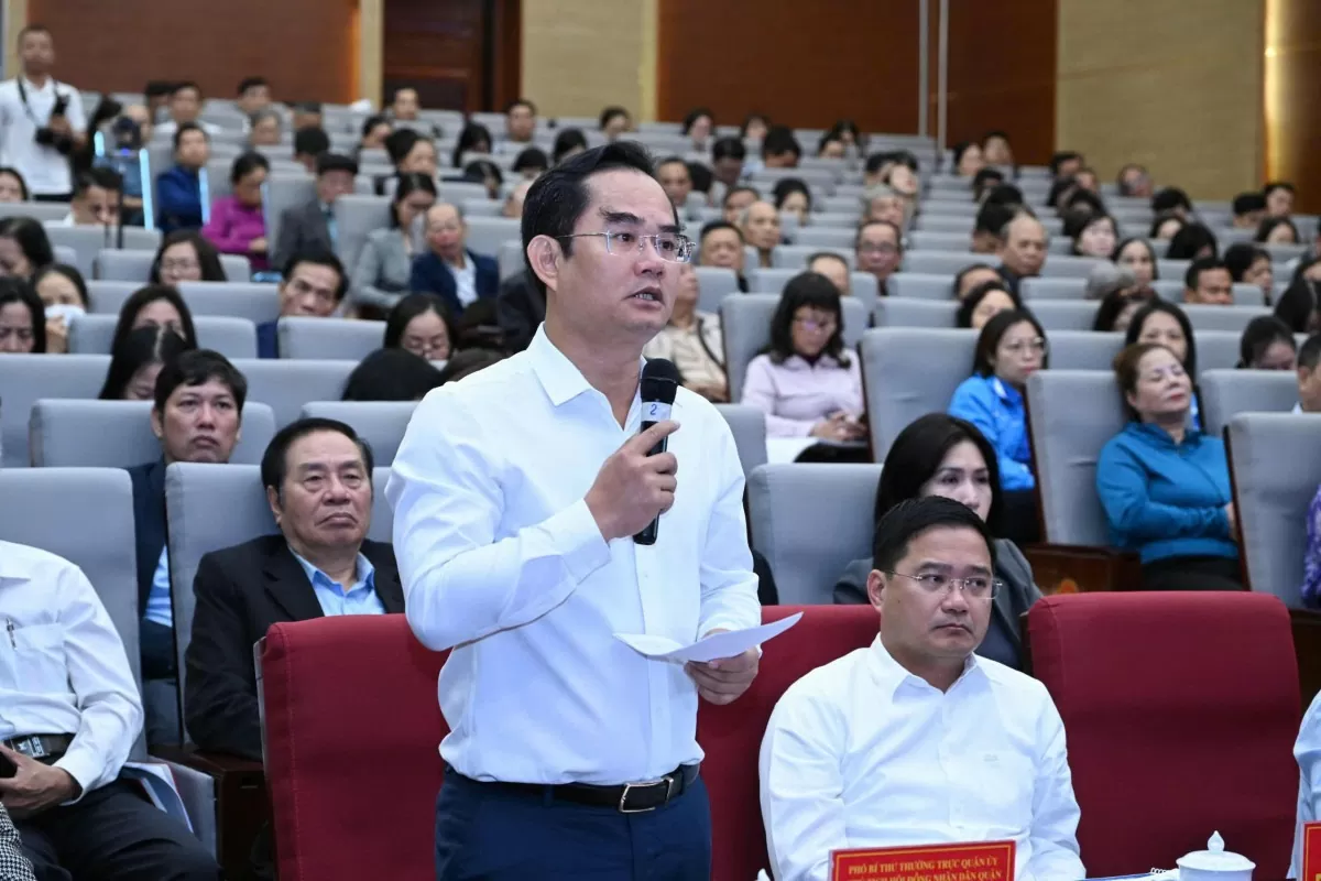 CHÙM ẢNH: Bộ trưởng Nguyễn Hồng Diên và Đoàn đại biểu Quốc hội thành phố Hải Phòng tiếp xúc cử tri CHÙM ẢNH: Bộ trưởng Nguyễn Hồng Diên và Đoàn đại biểu Quốc hội thành phố Hải Phòng tiếp xúc cử tri