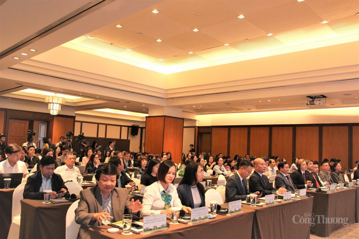 Tăng trưởng xanh và bền vững không chỉ là xu hướng mà trở thành điều kiện tiên quyết Tăng trưởng xanh và bền vững không chỉ là xu hướng mà trở thành điều kiện tiên quyết