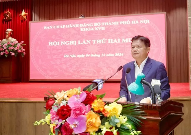 Trưởng ban Tổ chức Thành ủy Hà Nội Vũ Đức Bảo tại hội nghị. Ảnh: Hà Nội Mới.