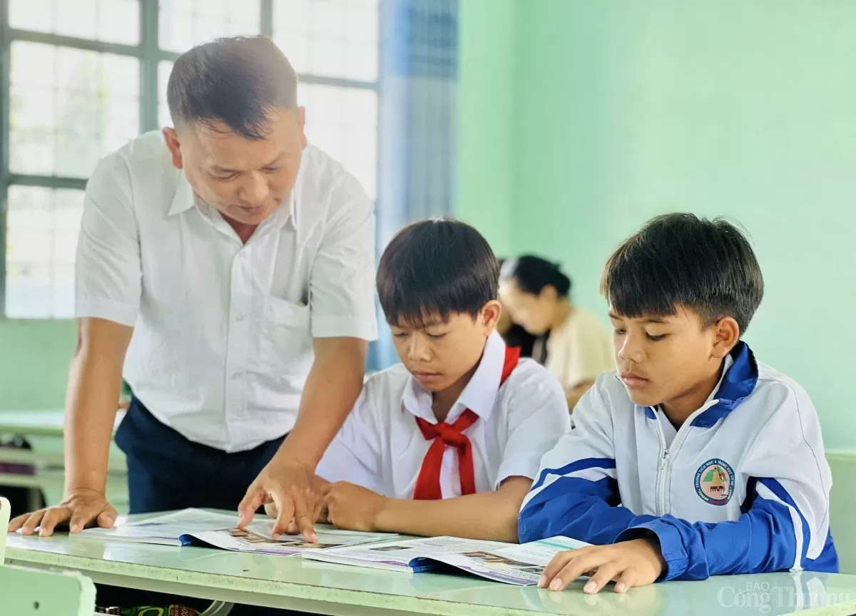 thầy giáo Vũ Văn Tùng