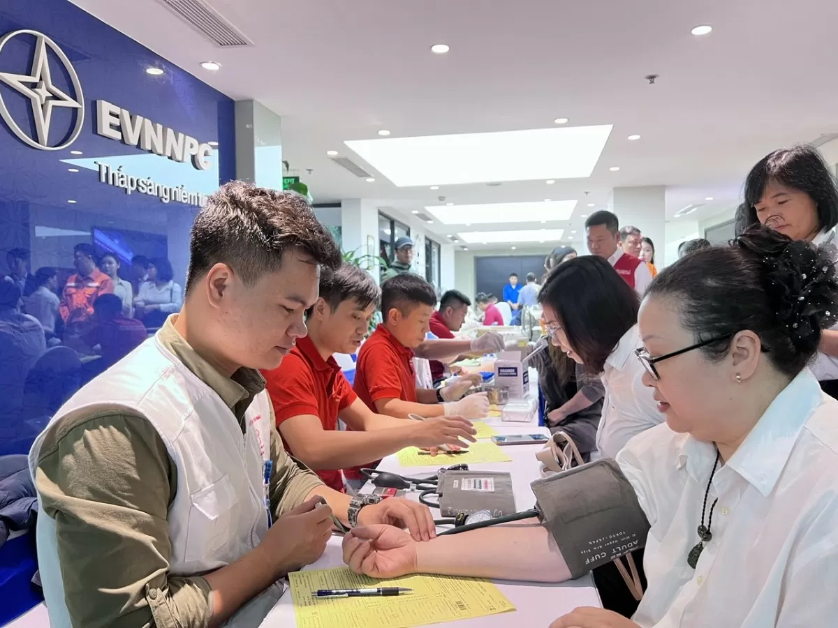 EVNNPC tổ chức ‘Tuần lễ hồng EVN lần thứ X