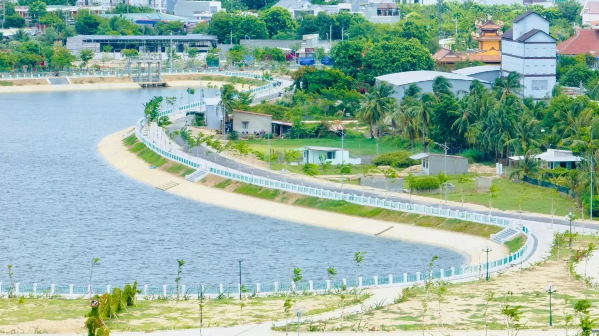 Tổng Bí thư Tô Lâm kiểm tra thực địa Cảng biển tổng hợp Cà Ná, xã Phước Diêm, huyện Thuận Nam, tỉnh Ninh Thuận