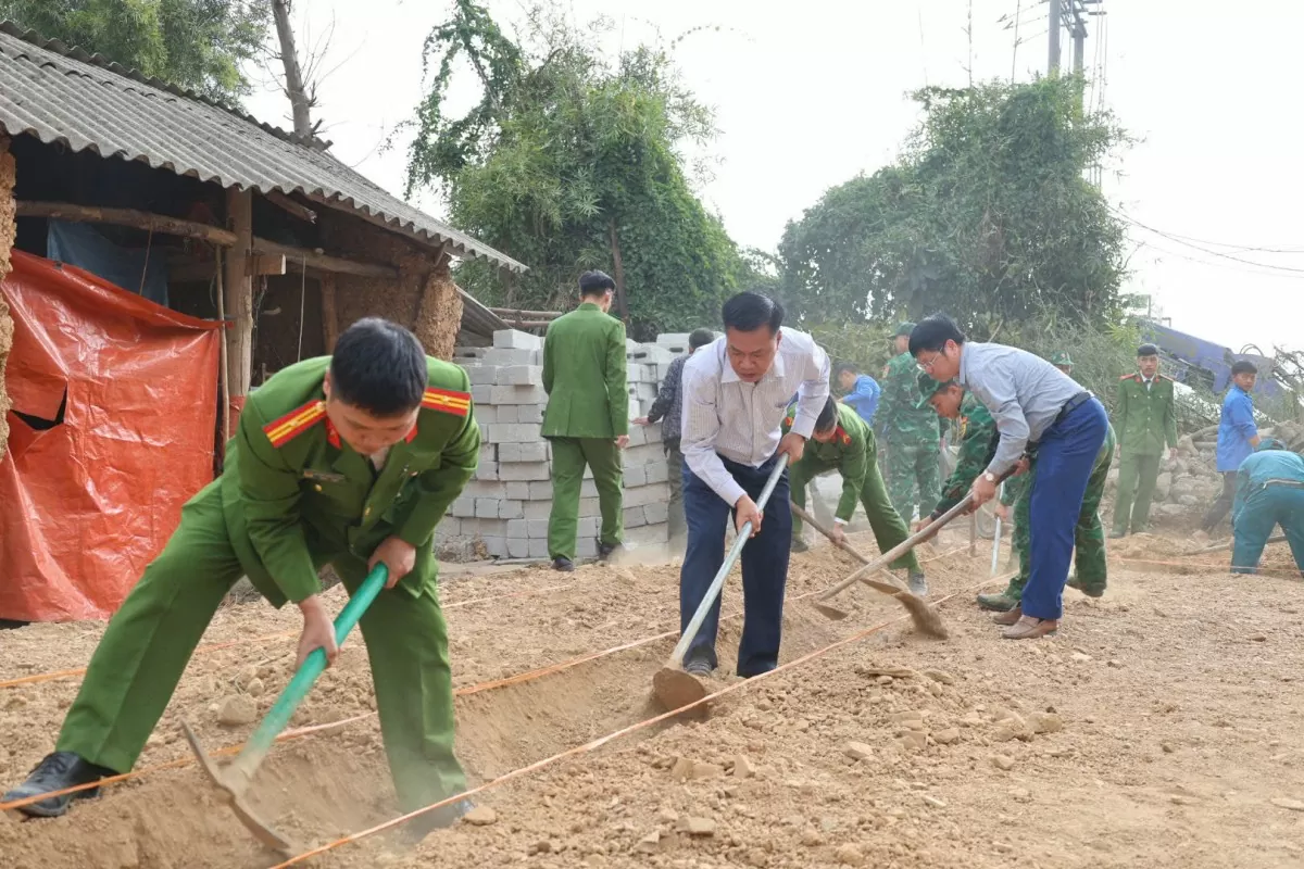 Hà Giang: Đã khởi công xây dựng 902 nhà tạm, nhà dột nát