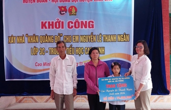 tam long vang cua nguoi phu nu dat cang nguyen thi huong
