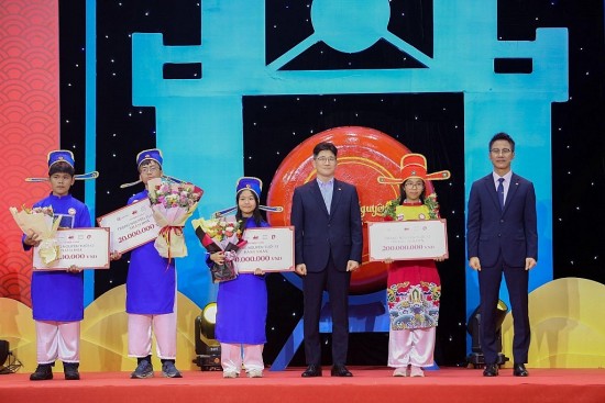 nu sinh ha noi tro thanh tan trang nguyen tuoi 13 nam 2024