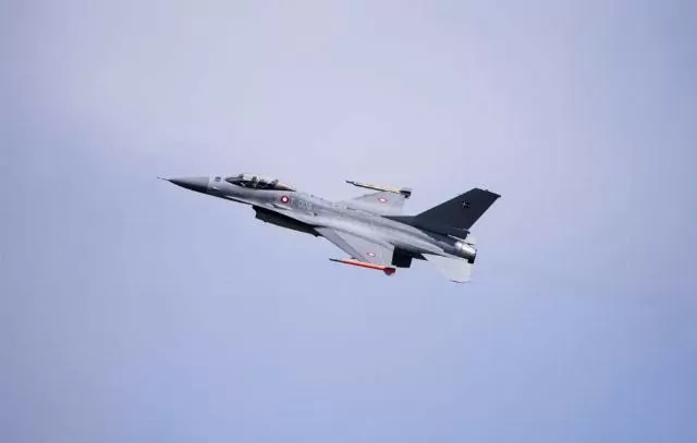 Bản tin quân sự thế giới ngày 9/12/2024: Ukraine nhận lô F-16 thứ 2