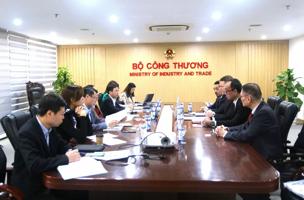 Thứ trưởng Nguyễn Hoàng Long tiếp và làm việc với Greenwell Energy